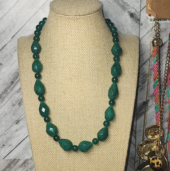 Teardrops of Jealousy 18-inch Emerald Green Necklace Artisan Aprilsplace - Picture 6 of 12
